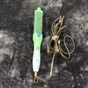 Calista Fauxblo Thermal  Brush.    1 1/2” Barrel